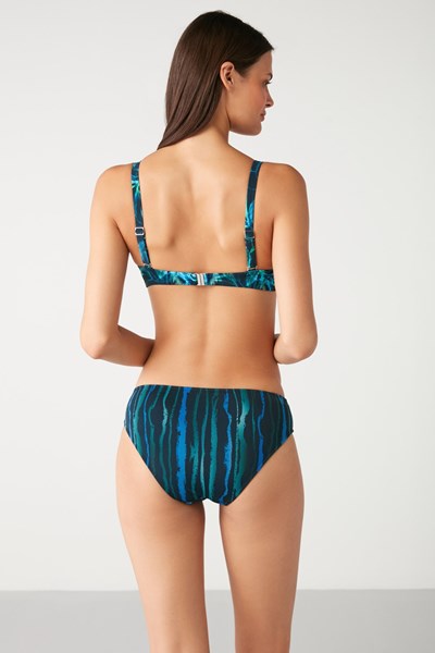 Kadın BIKINI Valgu Yaprak Desenli Straplez Bikini Ürün Kodu: 1M13MBKY231.150-C00246