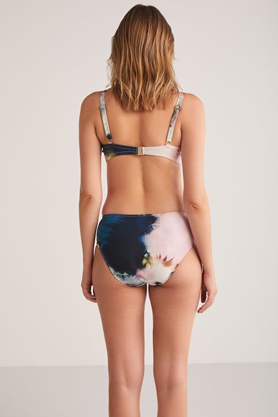 Kadın BIKINI Arte Renkli Desenli Toparlayıcı Bikini Ürün Kodu: 1M13MBKY241.021-C00184