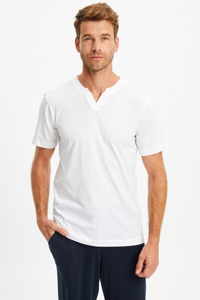 Erkek ERKEK PIJAMA New Yaka Detaylı Basic Erkek Tshirt Ürün Kodu: 1U11CPEK201.004-C00018